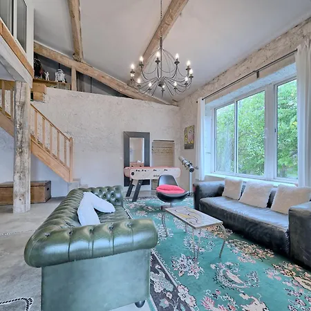 La Maison De Famille Du Chateau Дом отдыха *